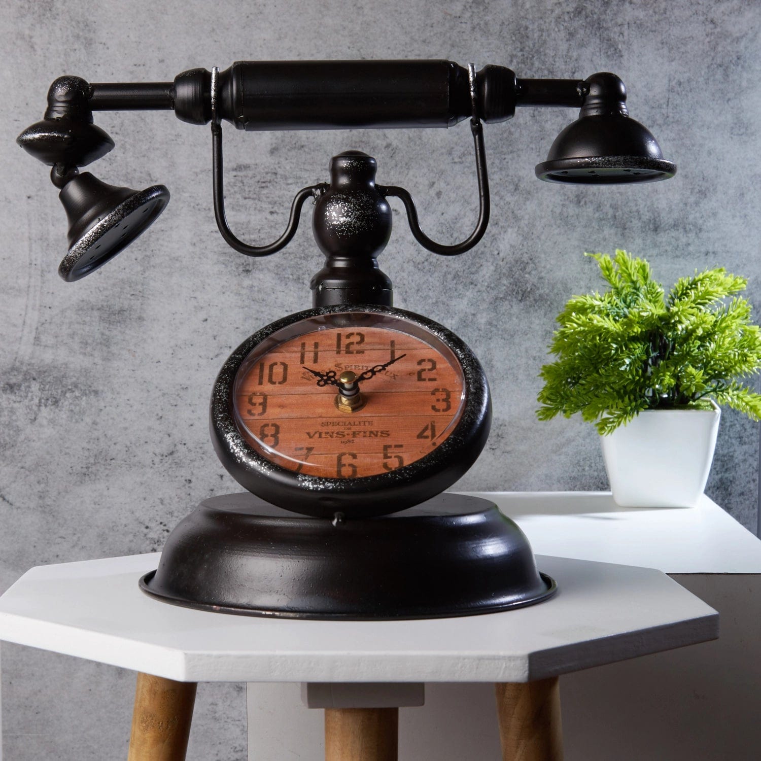 Red Butler Clock Telephone Clock DTTC00M10Y19A2 TTC10A2 Metal Telephone Clock – Unique Table Clock with Vintage Charm Redbutler