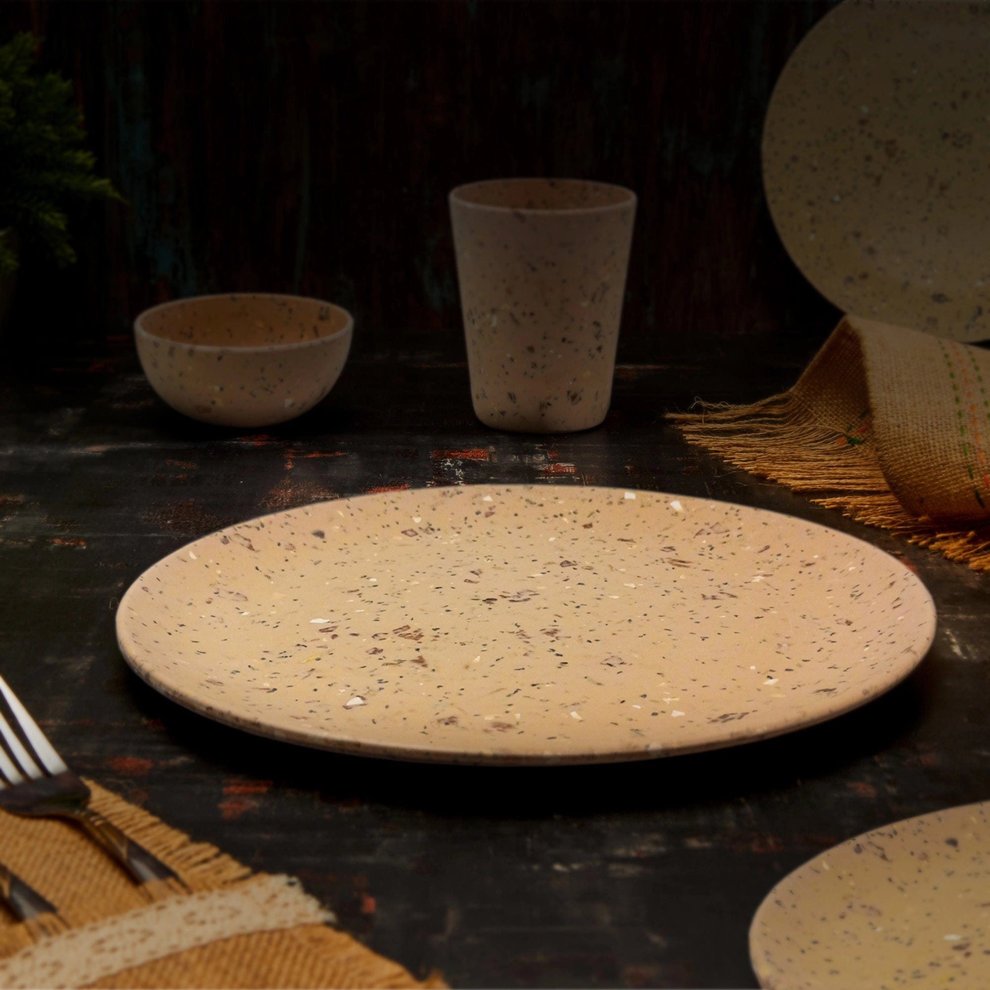 Red Butler Dinner Plates Bamboo Fibre Dinner Plates | 4pcs Set | Walnut Design BFP11A9 Daily-Use Eco-Friendly Bamboo Fiber Dinner Plate Stylish & Sustainable Redbutler