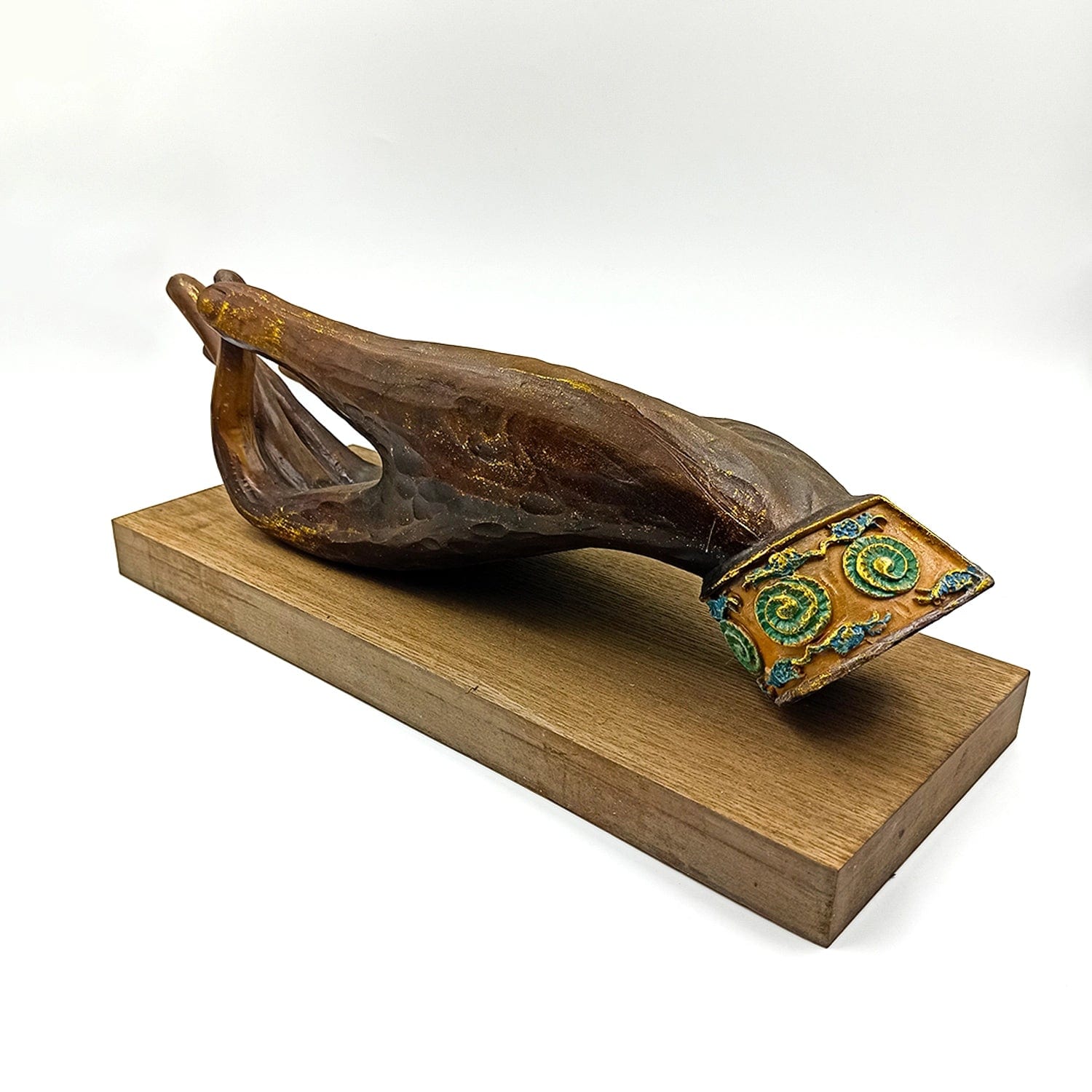 Red Butler Showpieces Buddha Hand ADBH00R05Y20A1 DBH05A1 Buddha's Hand Showpiece – Serenity and Enlightenment in Resin Redbutler