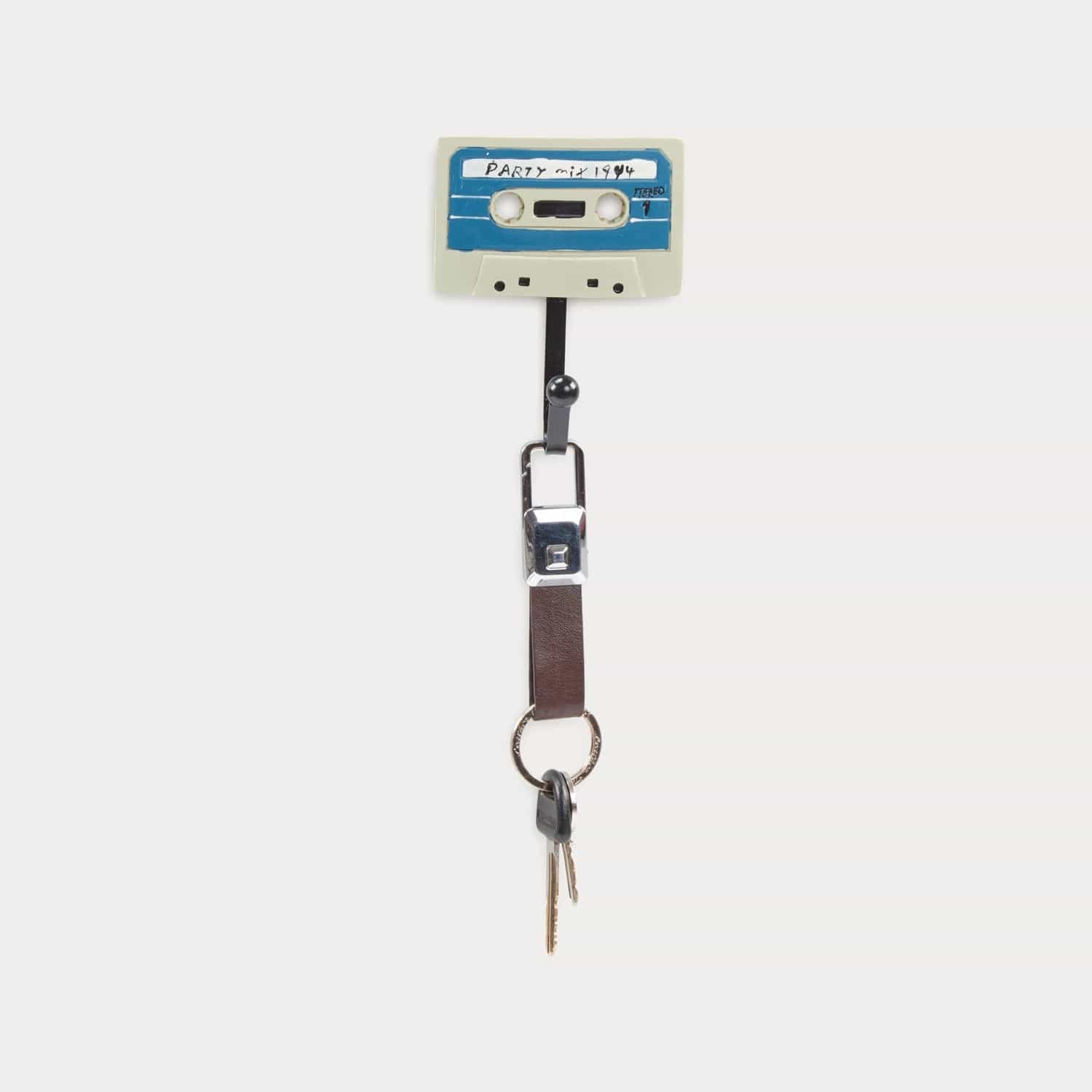 Red Butler Key Holder Key Holder - Old Storage KKH06A1 Retro Key Holder Set – Vintage Charm for Secure Key Storage Redbutler